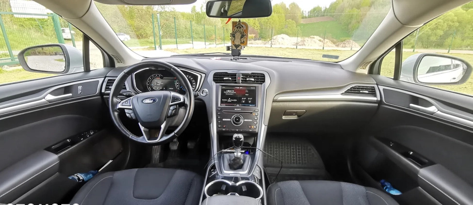 Ford Mondeo cena 47900 przebieg: 218000, rok produkcji 2015 z Krynica Morska małe 172